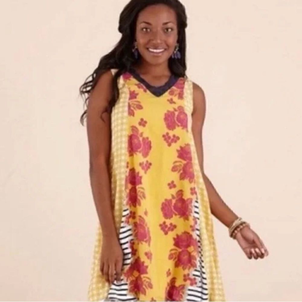 Matilda Jane Golden Key Geometric Stripe Floral Pattern Sleeveless Dress